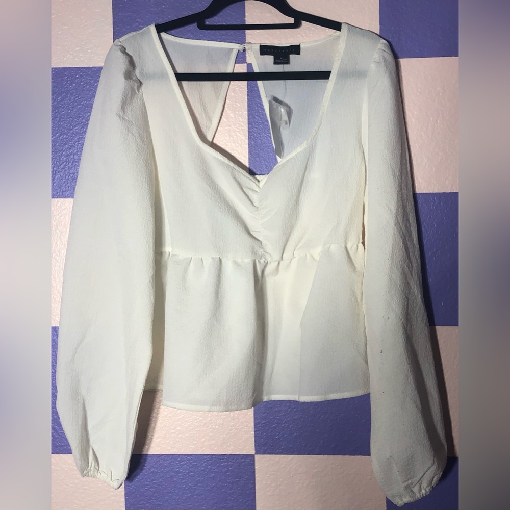 NWT Sanctuary Lightweight Long-Sleeve Romantic Blouse in Off-White - Size M